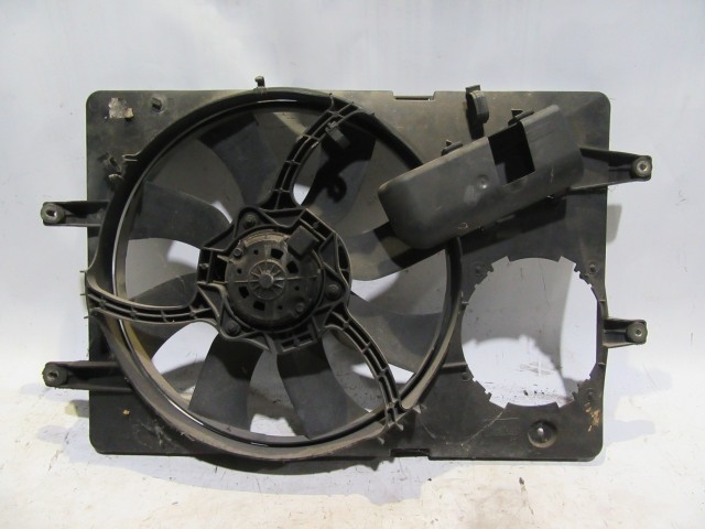 Lancia Thesis 2,4 Diesel hűtőventilátor kerettel 