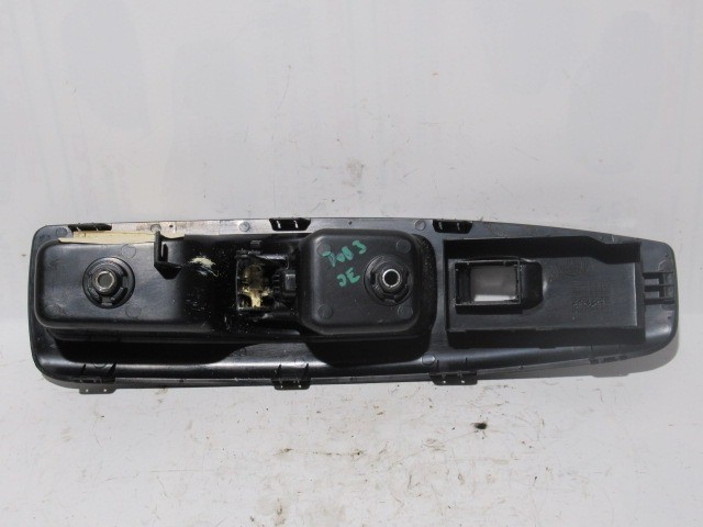 Fiat Doblo III.- IV. jobb első, belső kilincs 735484916