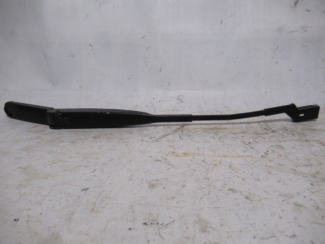 Fiat Bravo 2007-2014, Lancia Delta 2008-2014 bal első ablaktörlő kar 51757527