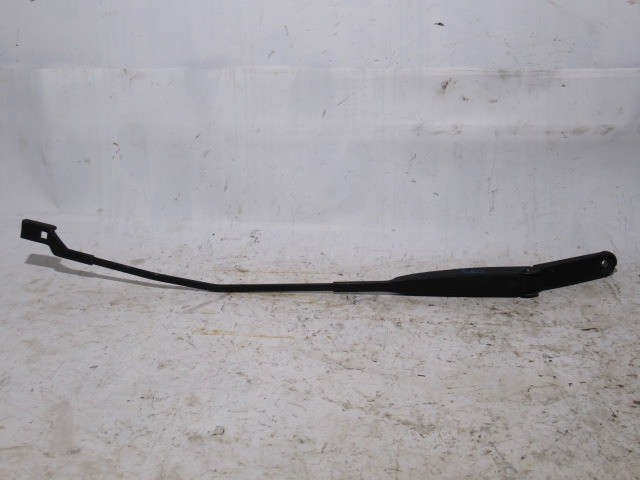 Fiat Bravo 2007-2014, Lancia Delta 2008-2014 jobb első ablaktörlő kar 51757529