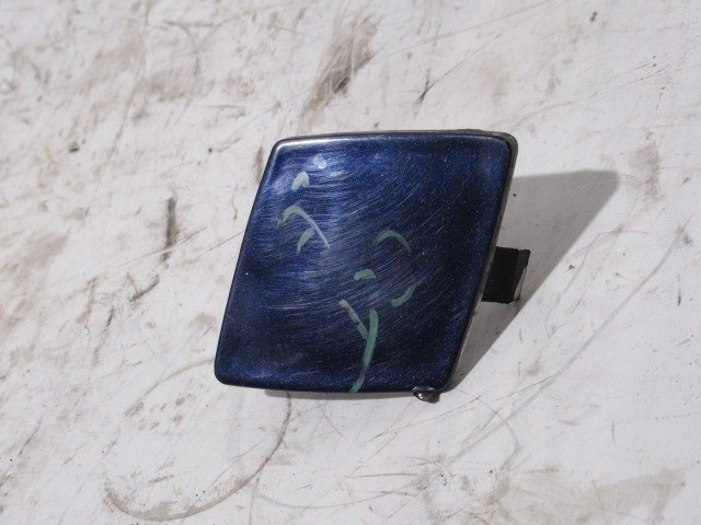 118183 Alfa Romeo Gt első vonószem takaró 