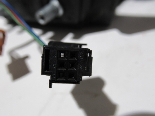 125622 Citroën Berlingo 2008-2018 , Peugeot Partner 7 vezetékes jobb oldali visszapillantó tükör 