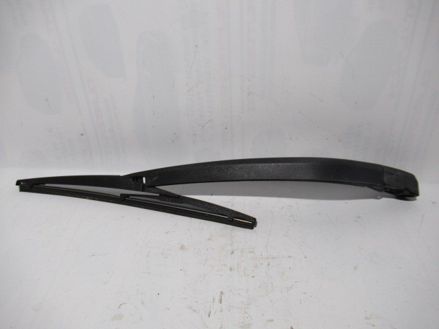 Hyundai I20 hátsó ablaktörlő lapát