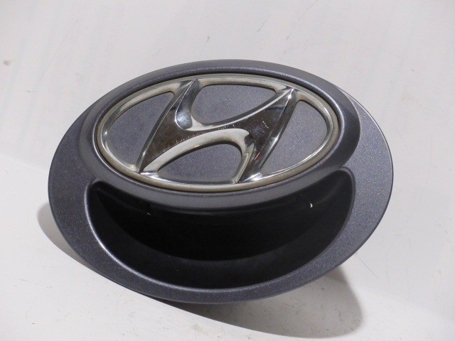 Hyundai I20 csomagtérajtó kilincs