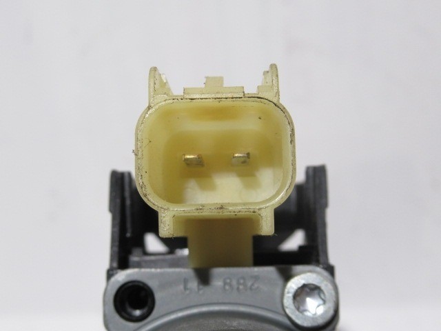 Ford Fiesta jobb első ablakemelő motor 