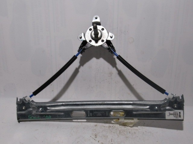 Fiat 500 l bal hátsó mechanikus ablakemelő 