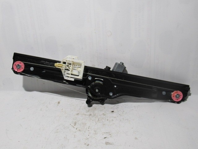 Fiat 500 L jobb első elektromos ablakemelő 