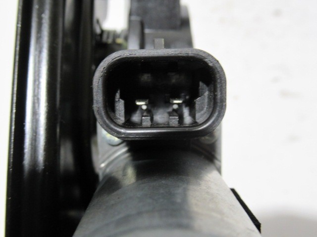 Fiat 500 L jobb első elektromos ablakemelő 