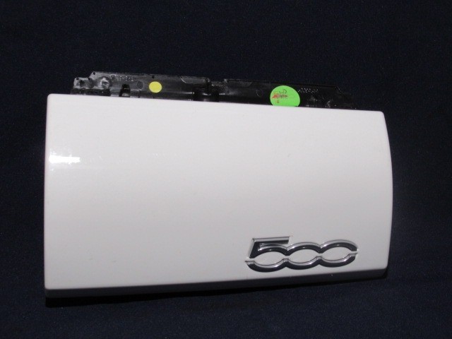 Fiat 500 L kesztyűtartó ajtó 51953009