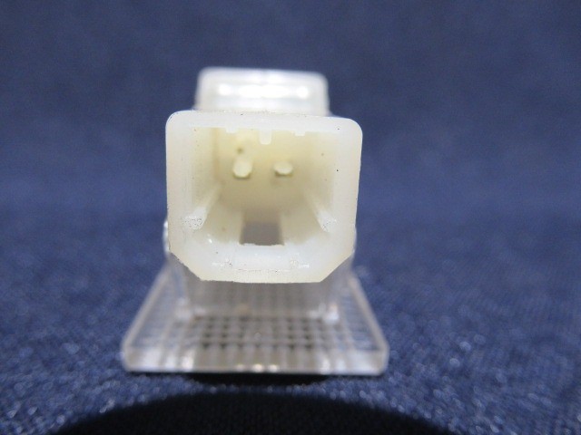 Alfa Romeo/Fiat/Lancia csomagtér belső világítás lámpa izzó nélkül