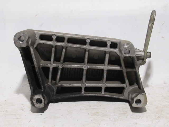 Opel Corsa 1,3 Diesel motortartó alubak 