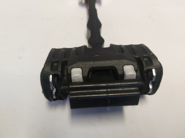 Alfa Romeo 159 utángyártott új első ajtó határoló 60690659