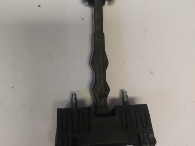 Alfa Romeo 159 utángyártott új első ajtó határoló 60690659