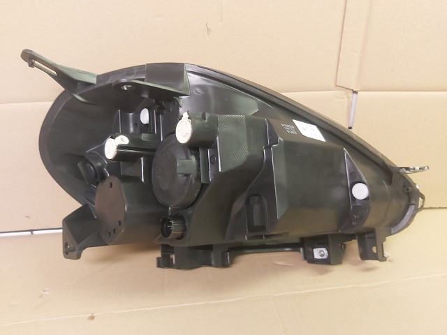 Fiat Punto Evo utángyártott új, antracit belsős, bal első fényszóró