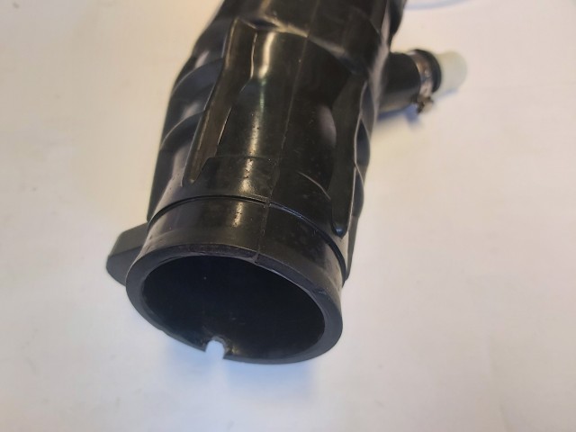 Alfa Romeo 147, Gt Utángyártott új, levegőcső légtömeg mérőről a turbóba 46794405