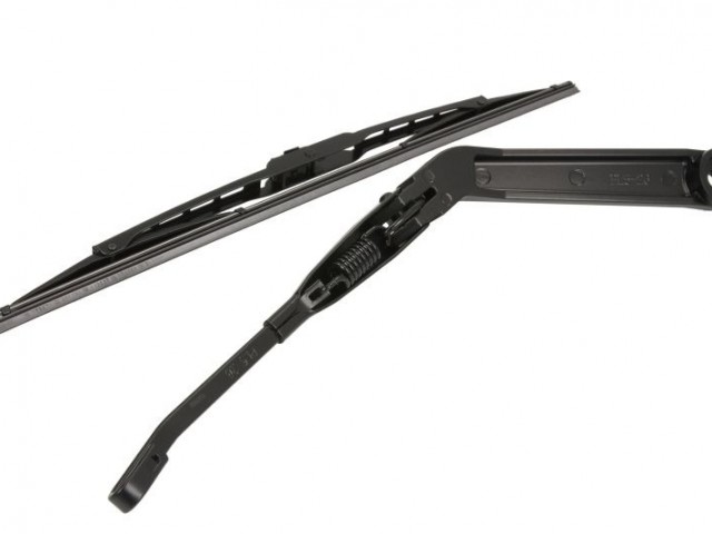 Nissan X-Trail 2001-2013 utángyártott új hátsó ablaktörlő kar lapáttal
