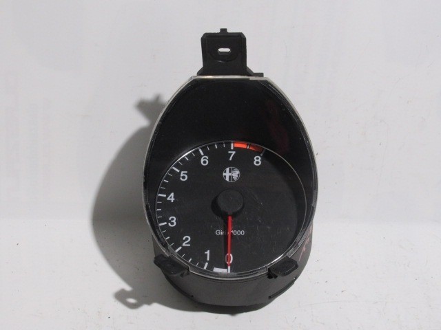 Alfa Romeo 156 benzines fordulatszámmérő 156034513