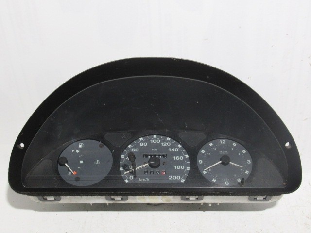 130037 Fiat Punto I. óracsoport 