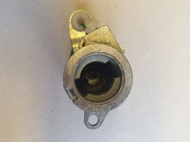 Fiat Grande Punto jobb első zárbetét ház 3 ajtós