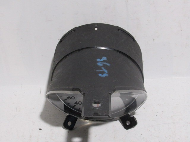 130028 Alfa Romeo 156 óracsoport 