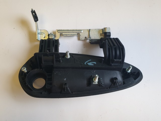 Fiat Grande Punto bal első külső kilincs 67715