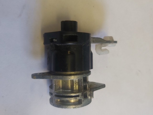 Fiat Grande Punto bal első 5 ajtós zárbetét ház