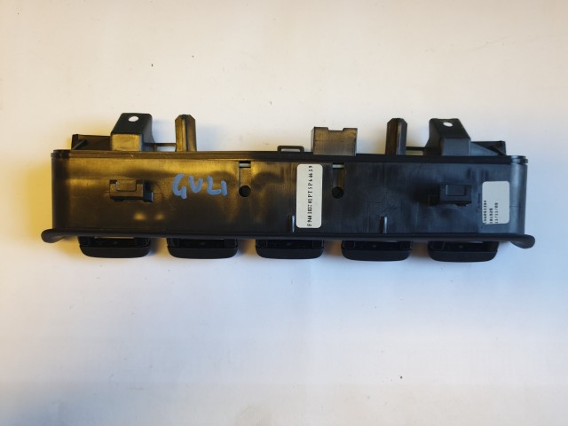 Alfa Romeo Giulietta ködlámpa kapcsoló 156093394