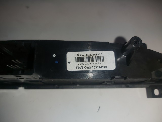 Fiat Punto Evo elakadásjelző kapcsoló 73544948