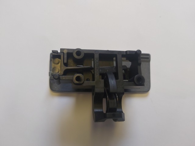 Fiat Grande Punto kesztyűtartó ajtó kilincs 735416852