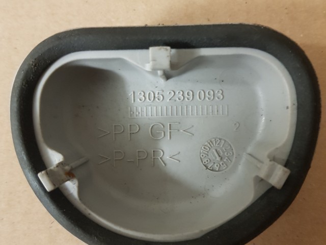 Alfa Romeo 147 2000-2005 külső fényszóró izzó takaró kupak