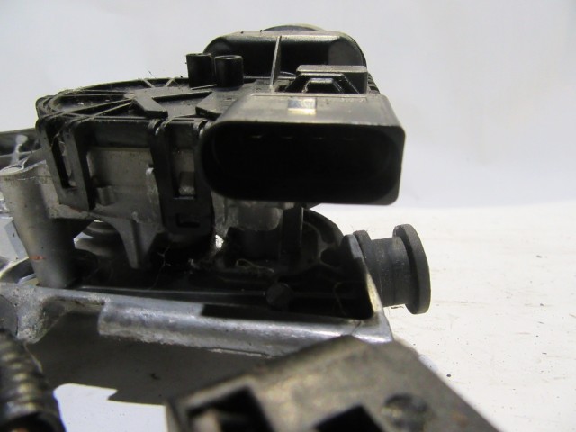 Ford Fiesta 2008-2013 első ablaktörlő motor mechanikával 