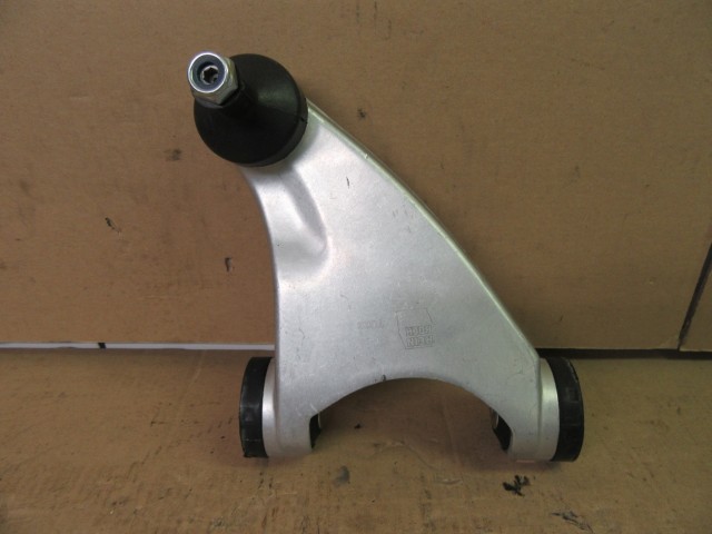 Alfa Romeo 147, 156, Gt utángyártott új bal első felső lengőkar 