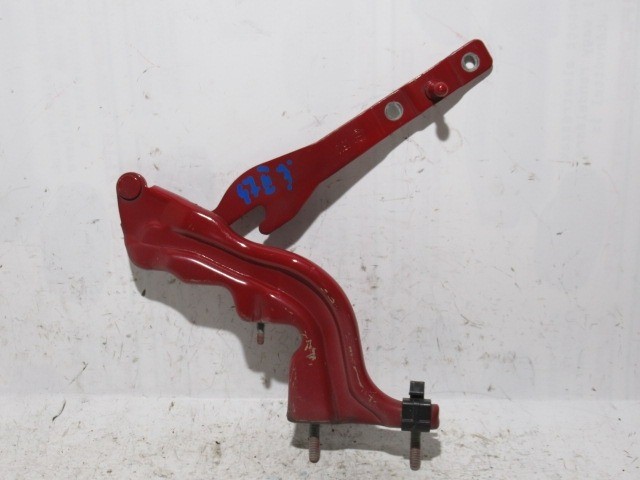 130317 Alfa Romeo 147, Gt jobb oldali motorháztető zsanér 