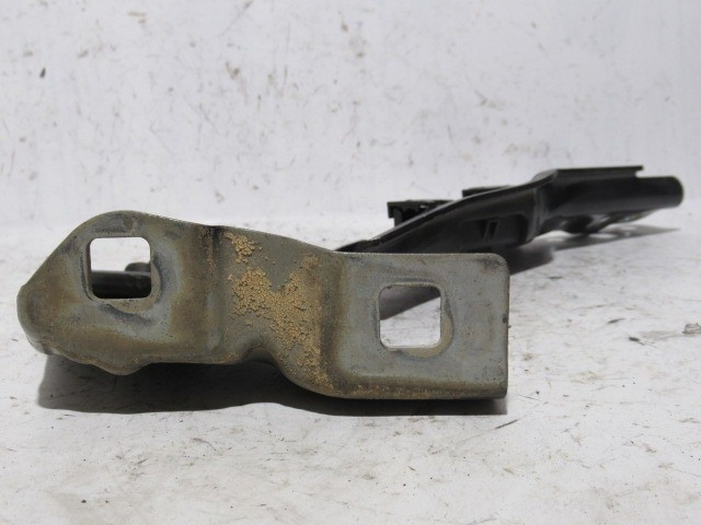 130312 Fiat Bravo 2007-2014 bal oldali motorháztető zsanér 51817778