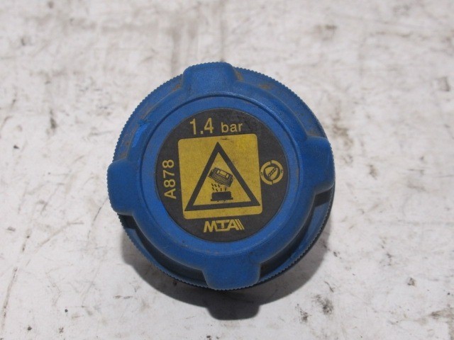 Fiat Idea kiegyenlítő tartály sapka