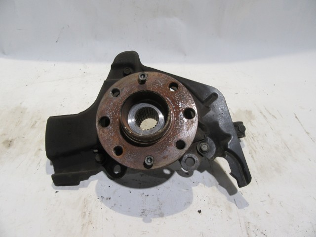 131627 Abarth Grande Punto jobb első csonkállvány (kerékagy)