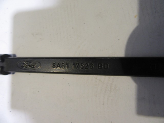 Ford Fiesta jobb első ablaktörlő kar 