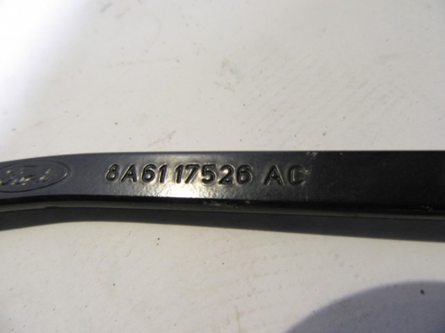 Ford Fiesta bal első ablaktörlő kar 