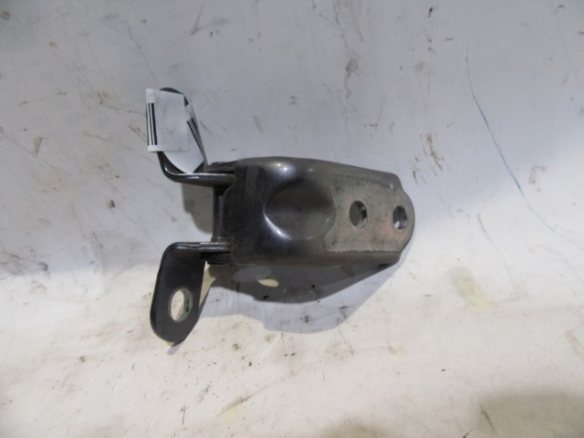 128634 Hyundai I20  jobb hátsó alsó ajtózsanér 