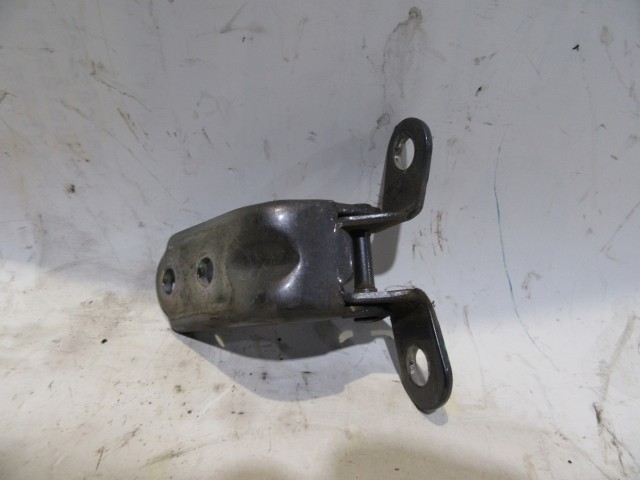 128635 Hyundai I20 bal hátsó alsó ajtózsanér 