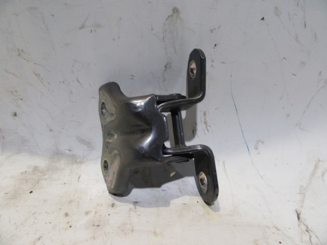 128636 Hyundai I20 jobb hátsó felső ajtózsanér