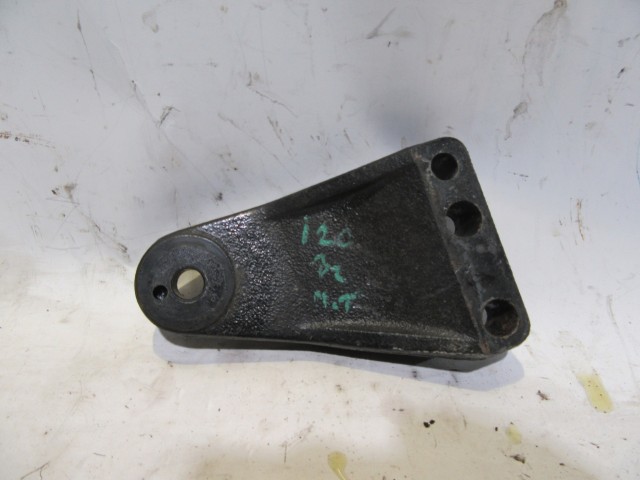 128619 Hyundai I20 benzines tartóbak