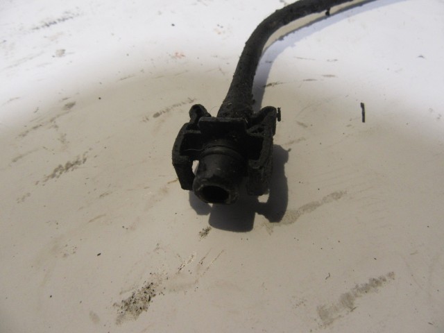 Ford Fiesta 1,6 Diesel vízcső