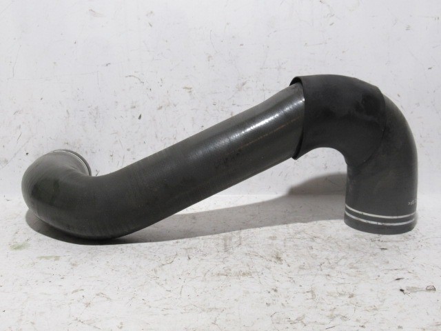 Alfa Romeo 159 1,9 8v Mjet levegőcső a turbóból az intercollerba 