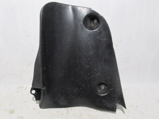 Fiat Linea bal hátsó első kerékjárati dobbetét 