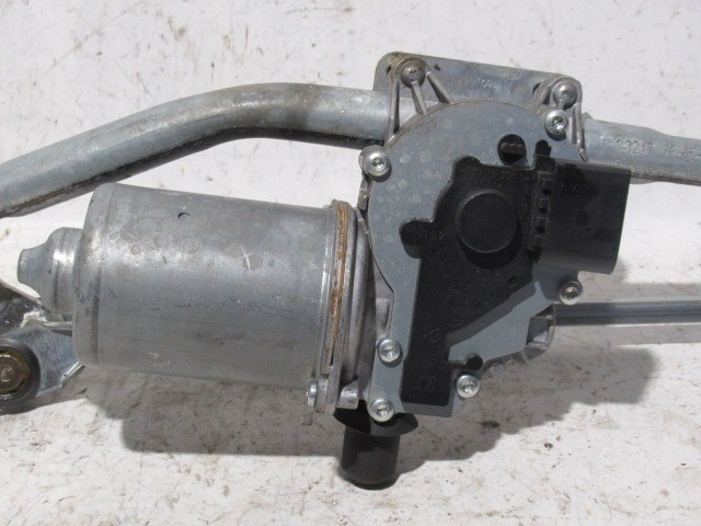 Fiat Linea jobb kormányos ablaktörlő motor mechanikával  Jobb kormányos kivitel!!!!