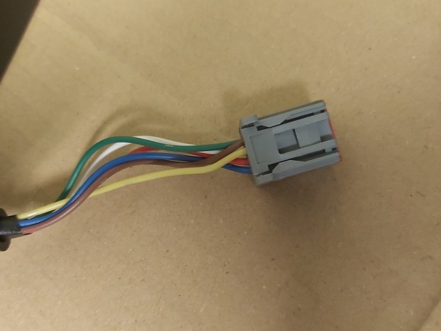 Ford Fiesta Utángyártott új, bal oldali 6 vezetékes visszapillantó tükör 8A6117683ED5YYW