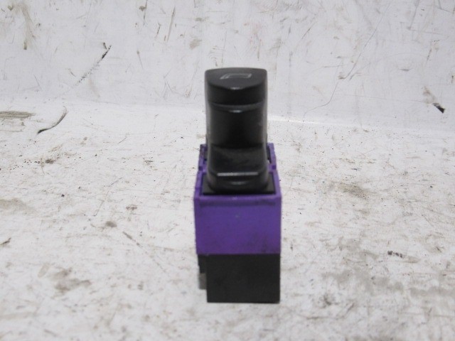 Alfa Romeo 156Fl jobb első ablakemelő kapcsoló