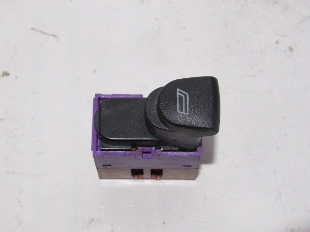 Alfa Romeo 156Fl jobb hátsó ablakemelő kapcsoló