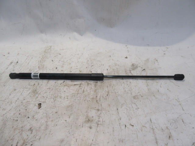 Ford Fiesta csomagtérajtó teleszkóp 